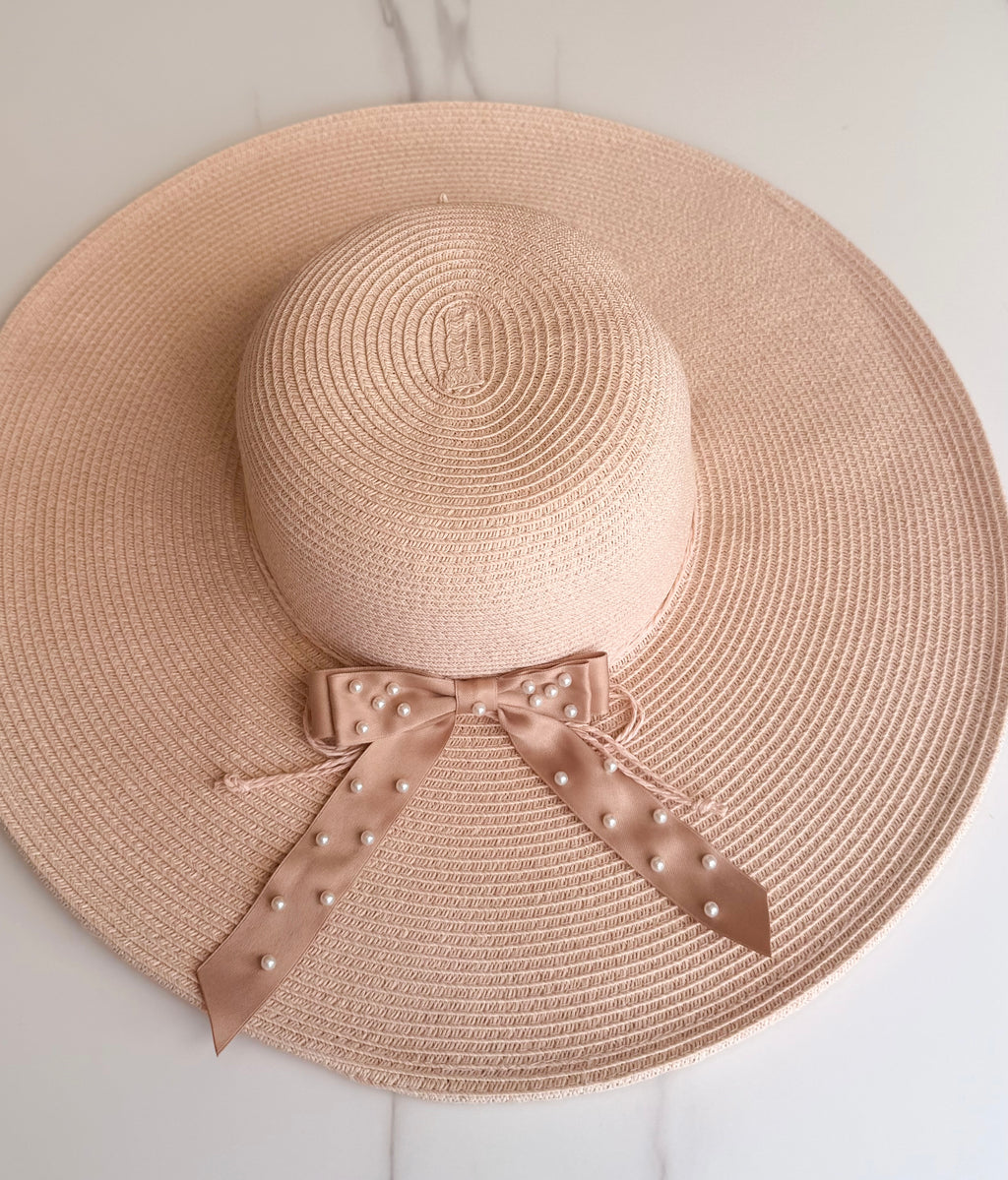 Pink Woven Hat With Bejeweled Starfish Size M