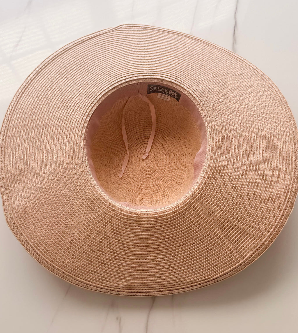 Pink Woven Hat With Bejeweled Starfish Size M
