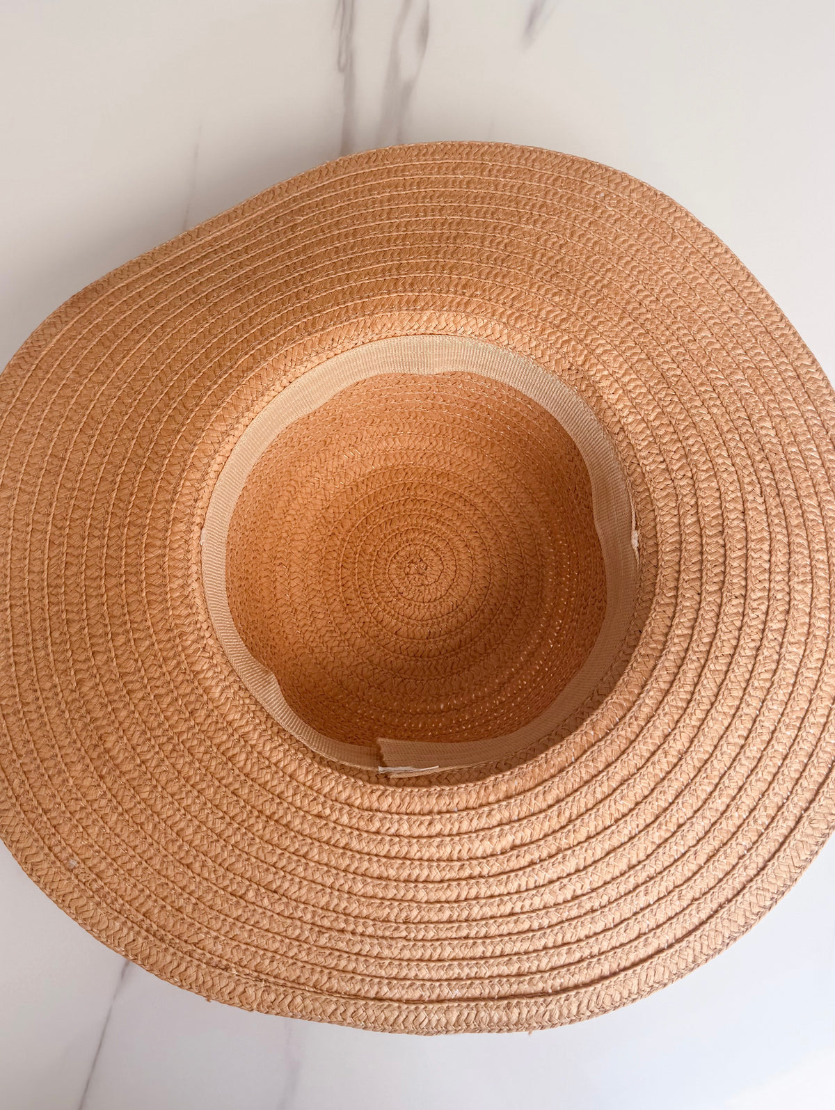 Straw Hat With Bejeweled Starfish Size S/M