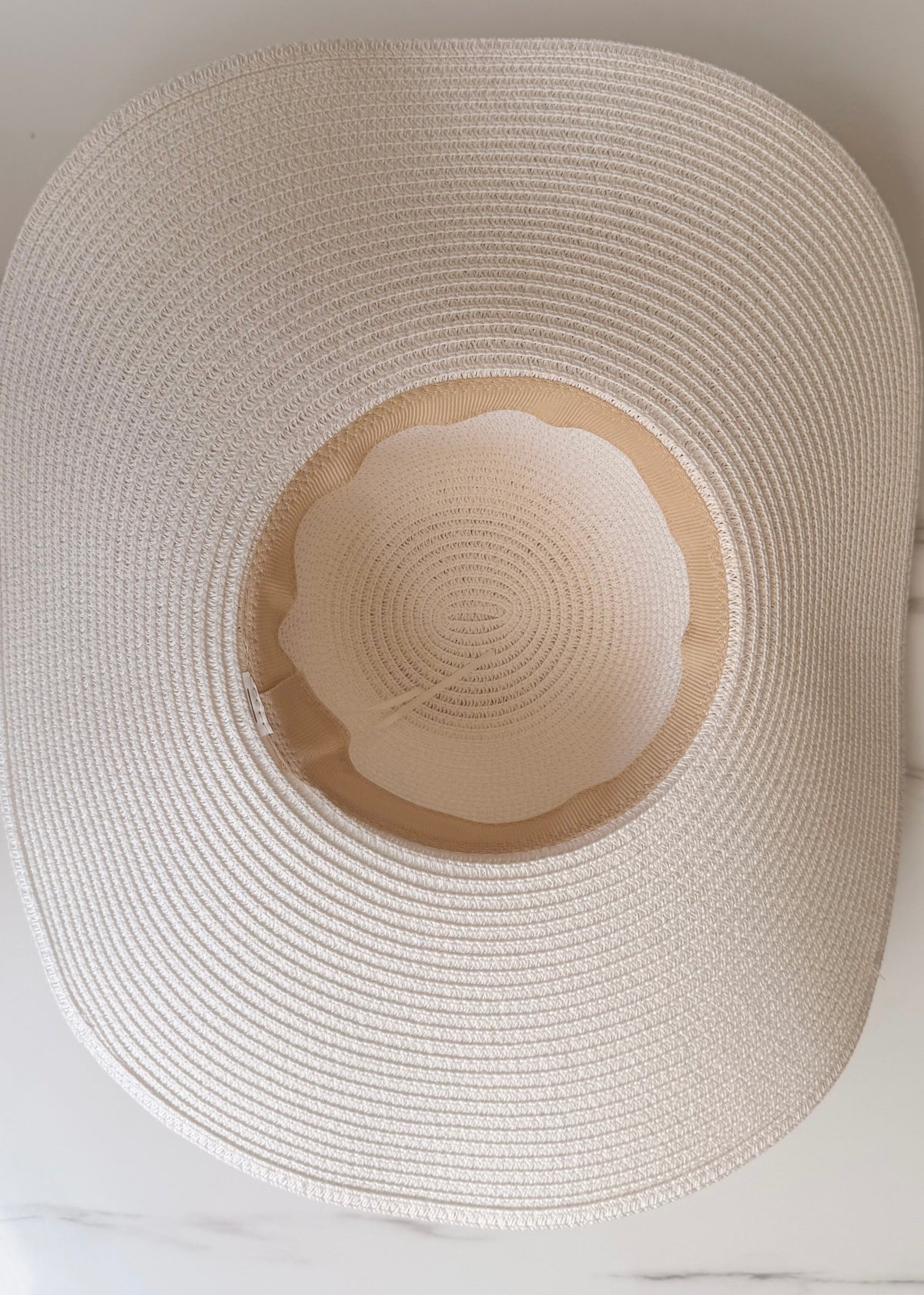 Ivory Woven Hat With Bejeweled Starfish Size S/M
