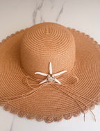 Scalloped Straw Hat With Bejeweled Starfish Size S/M