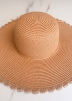 Scalloped Straw Hat With Bejeweled Starfish Size S/M