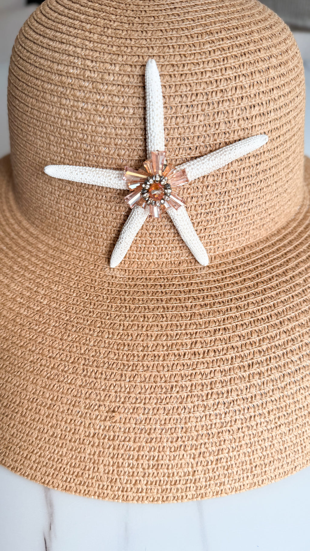 Tan Woven Hat With Bejeweled Starfish Size M