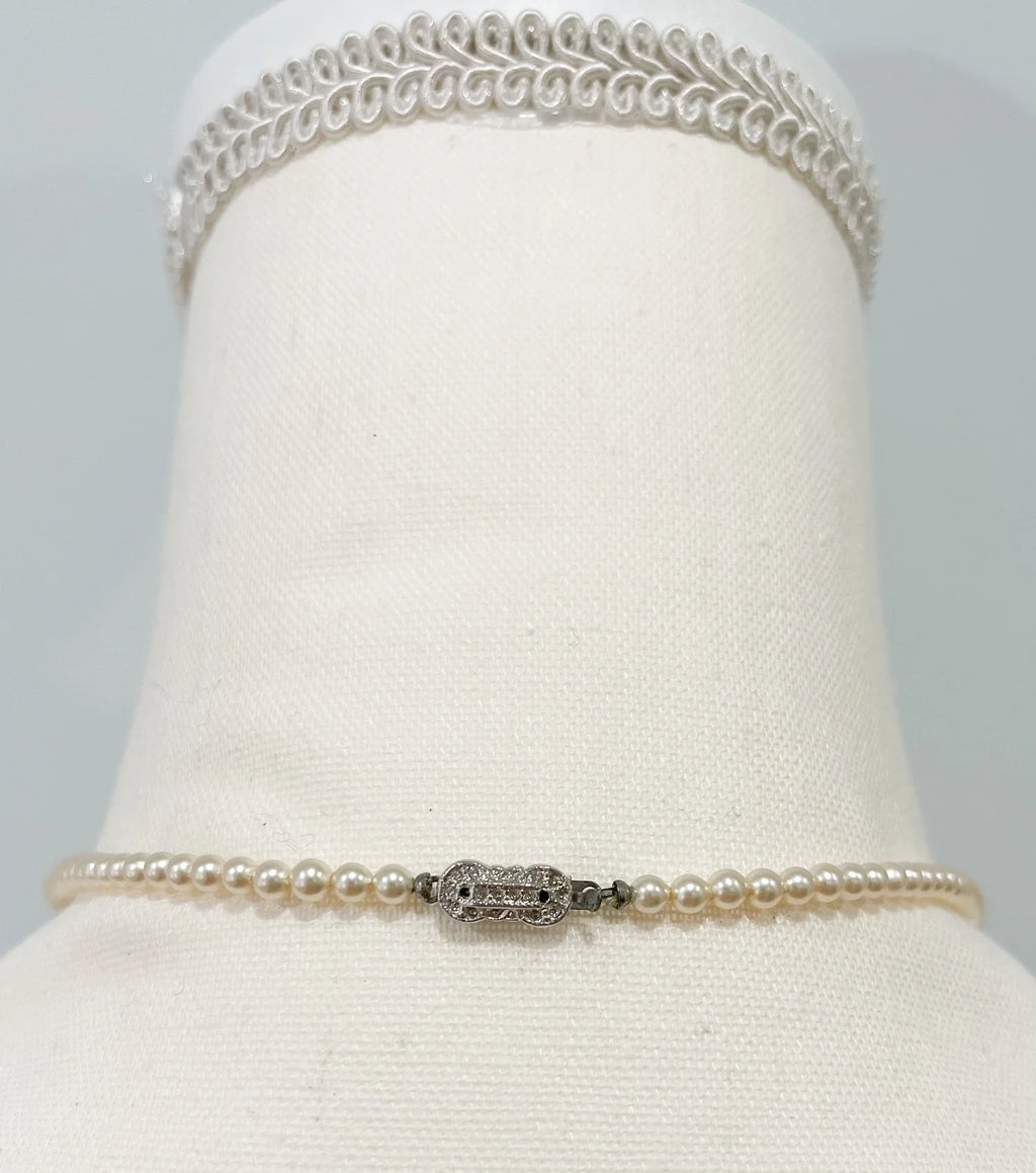 Vintage Graduated Pearl Necklace