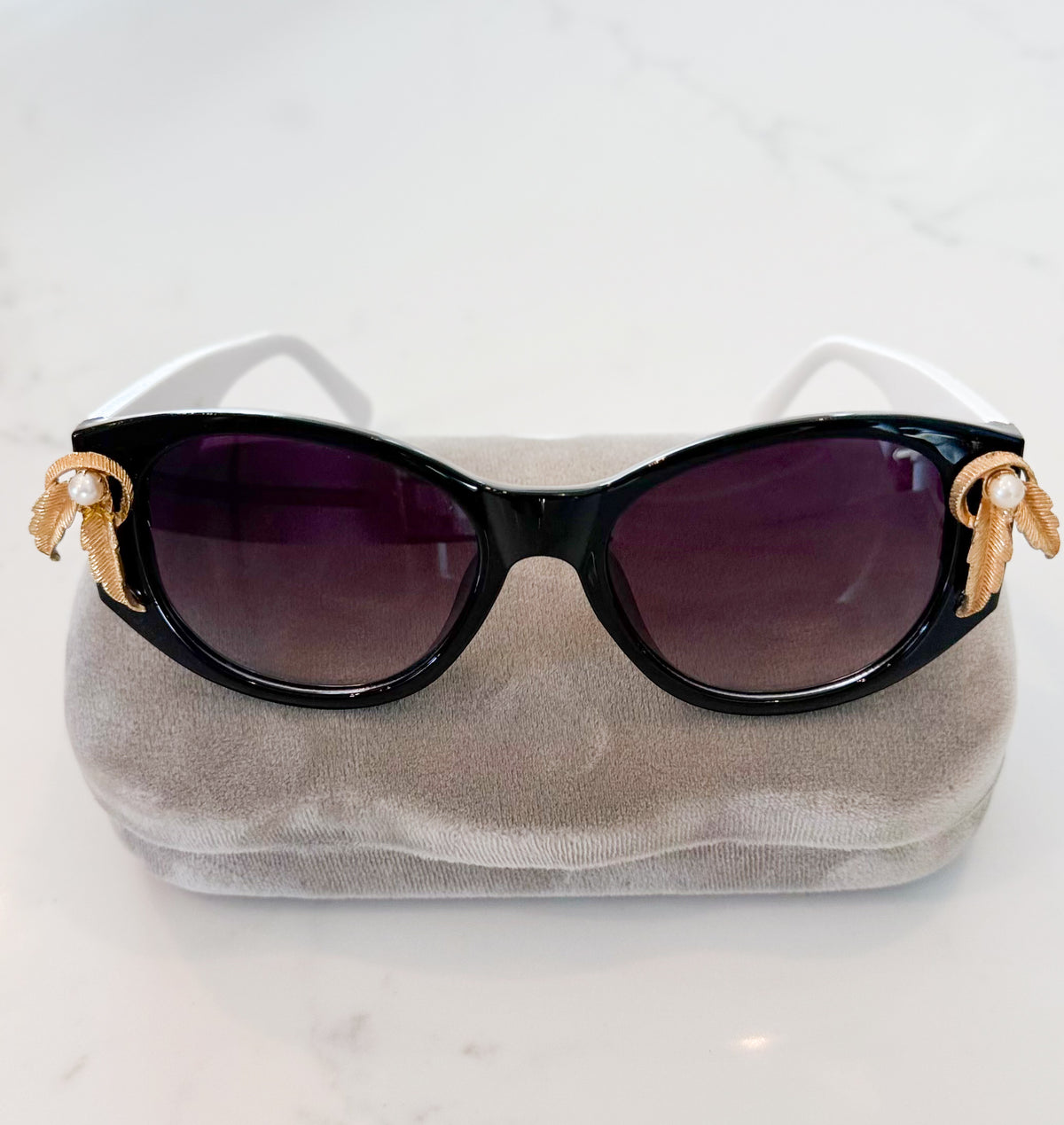 Be A Star* Bejeweled Sunnies