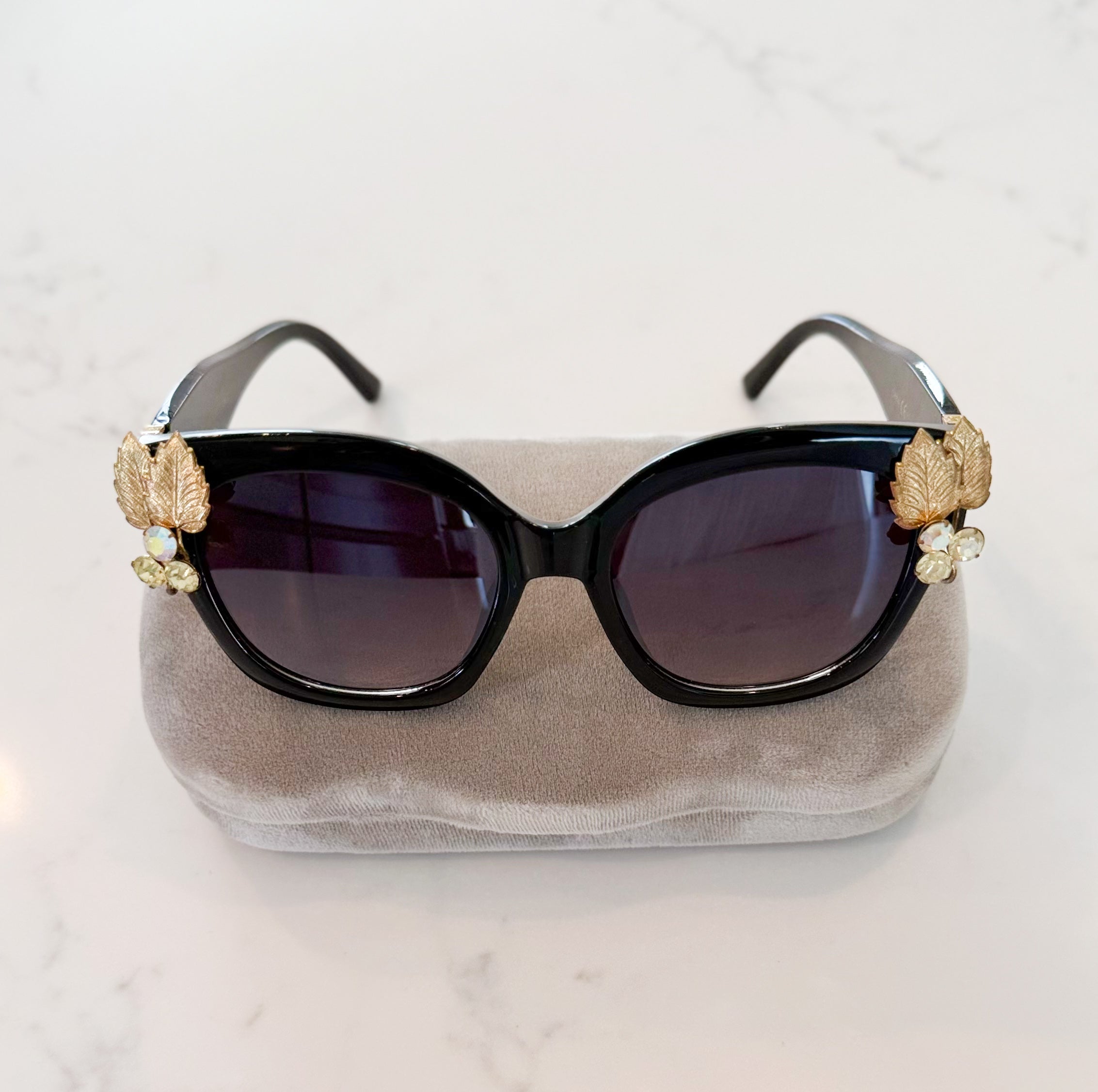 Be A Star* Bejeweled Sunnies